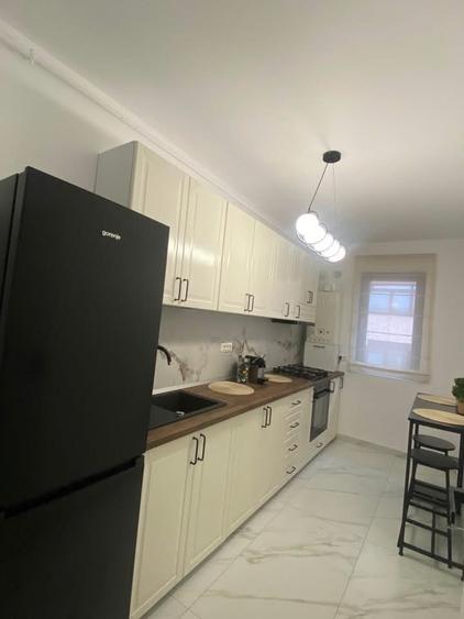 Apartament cu 2 camere decomandat în Militari