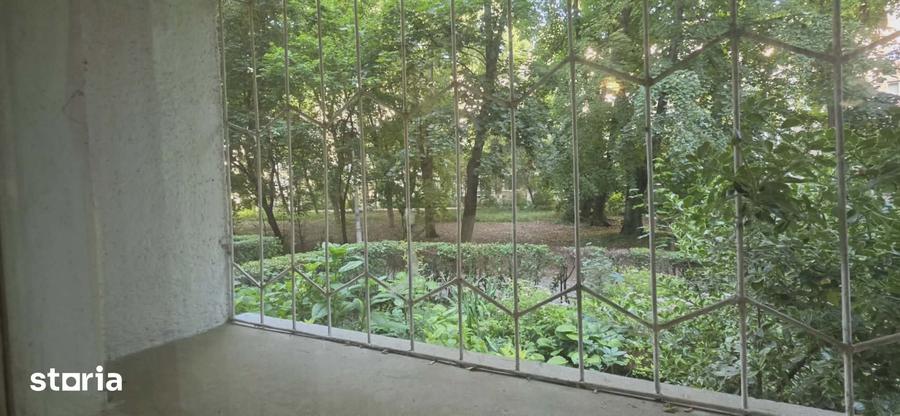 Apartament cu 2 camere semidecomandat în Rogerius