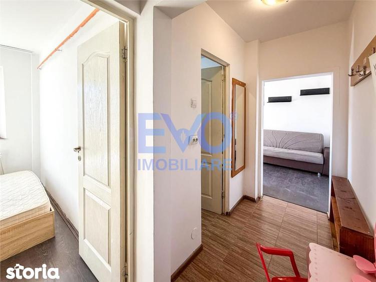 Apartament cu 3 camere nedecomandat în Tătărași