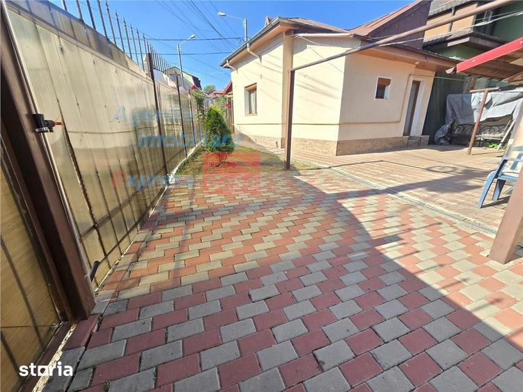 Casă cu 2 camere cu Teren 160 Mp în Tătărași