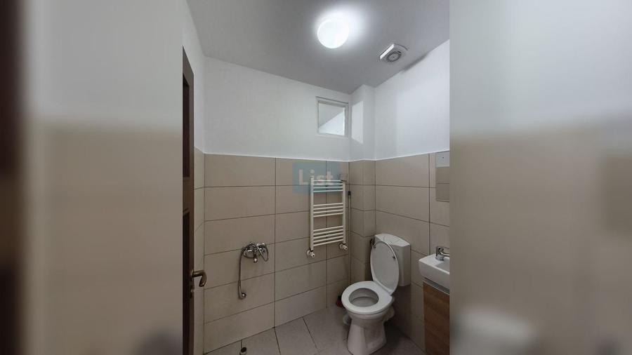 Birou, de 58 mp, în Central