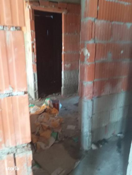 Spațiu comercial, de 950 mp, în Chitila