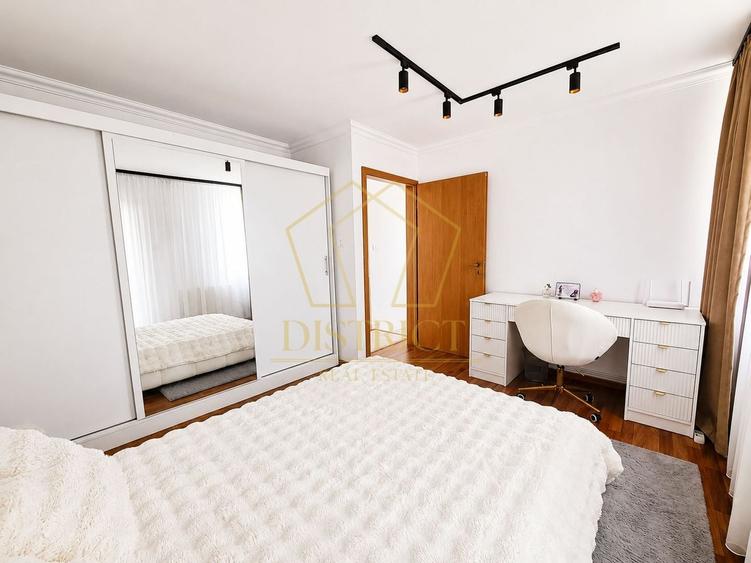 Duplex cu 3 camere cu Canalizare în Dumbrăvița