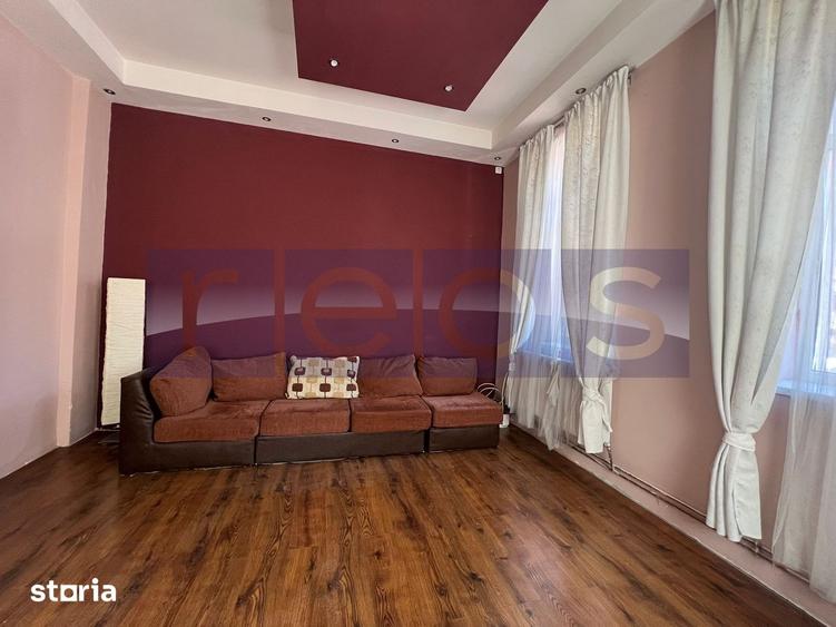 Apartament cu 3 camere semidecomandat în Coșbuc