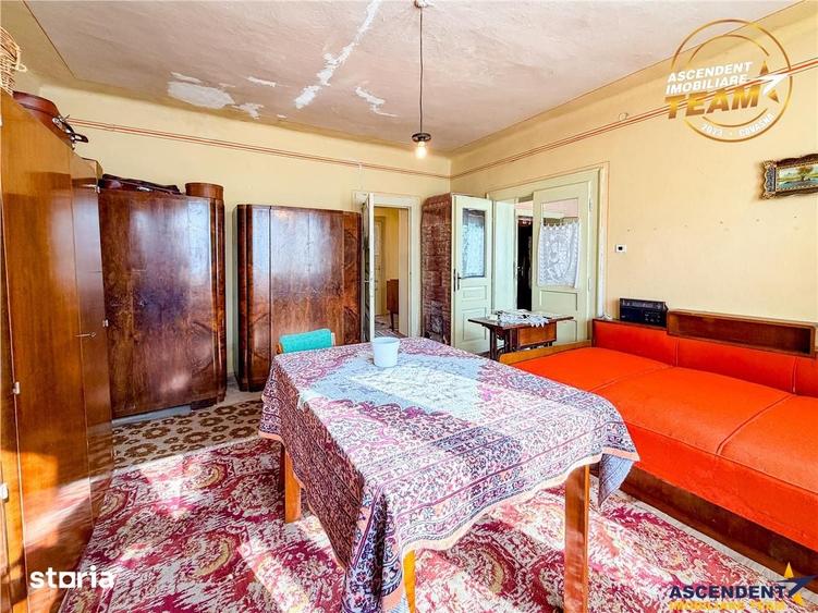Casă cu 6 camere cu Teren 1911 Mp în Ilieni