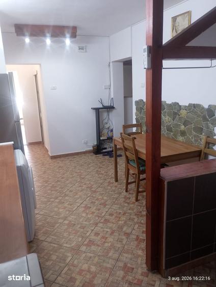 Apartament cu 3 camere în Crângași