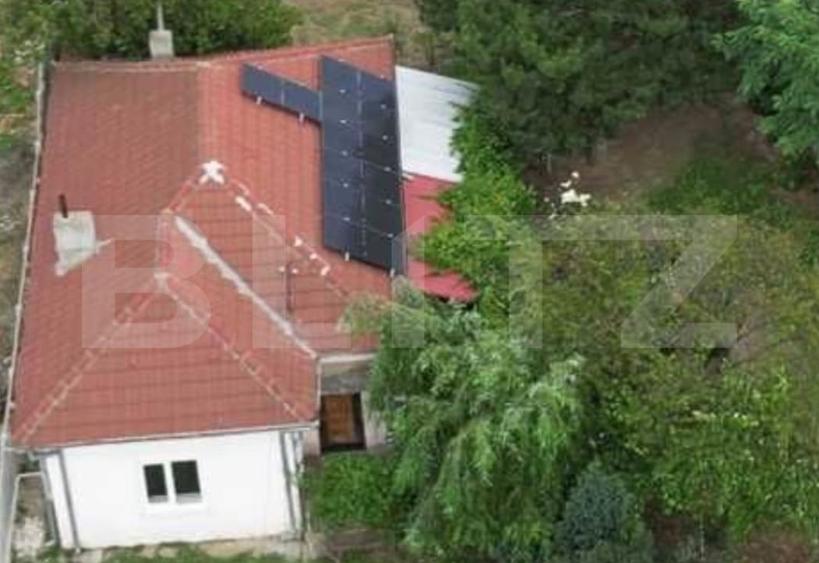 Casă individuală cu 3 camere cu Canalizare în Bariera Vâlcii
