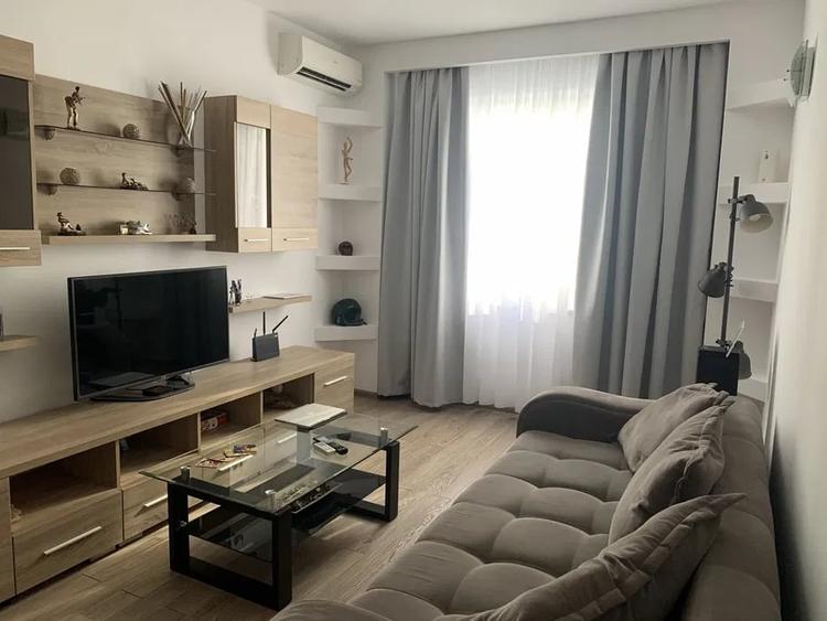 Apartament cu 2 camere decomandat, mobilat în Floreasca