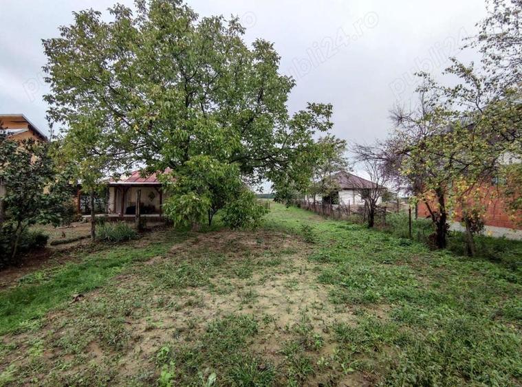 Teren de 3384 mp, în Periș