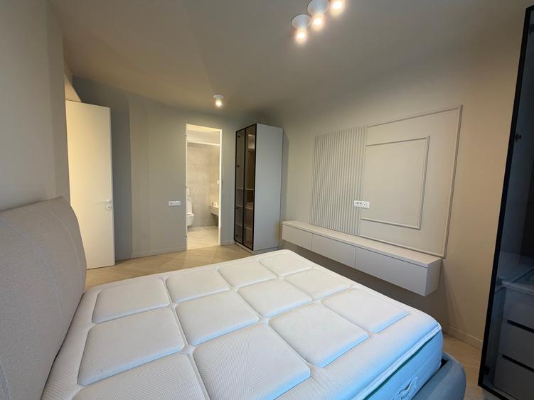 Apartament cu 2 camere decomandat în Pipera
