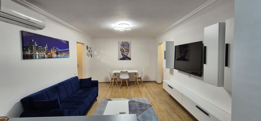 Apartament cu 2 camere semidecomandat în Olteniței
