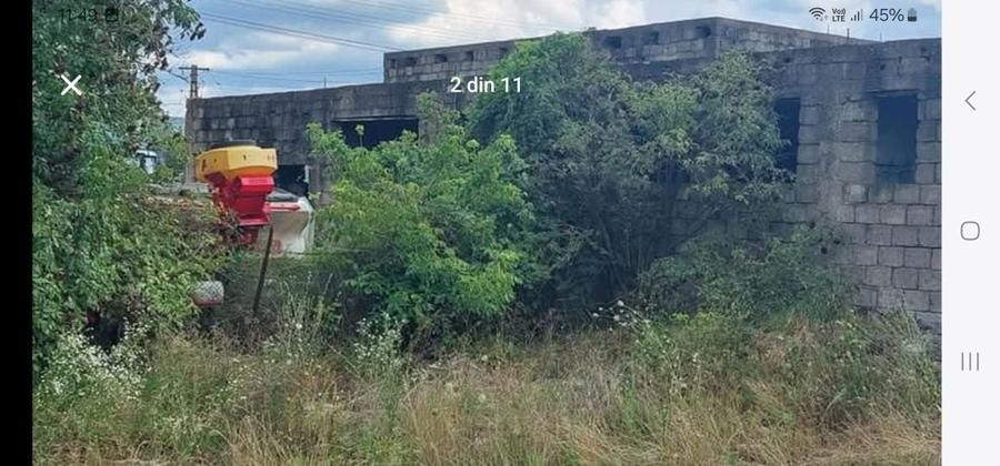 Casă cu 4 camere cu Teren 330 Mp în Băcia