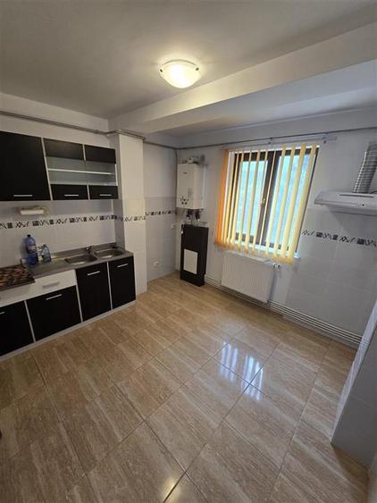 Apartament cu 2 camere decomandat în Cug