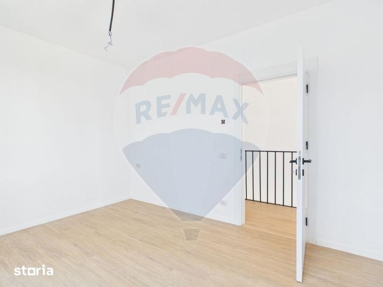 Casa tip duplex cu 4 camere de vanzare in Balotesti - 8