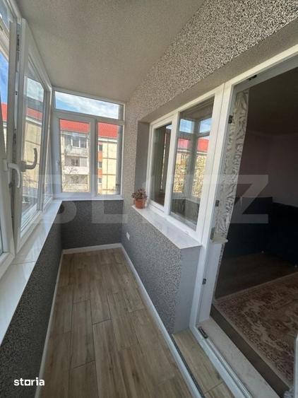 Apartament cu 3 camere decomandat în Soarelui