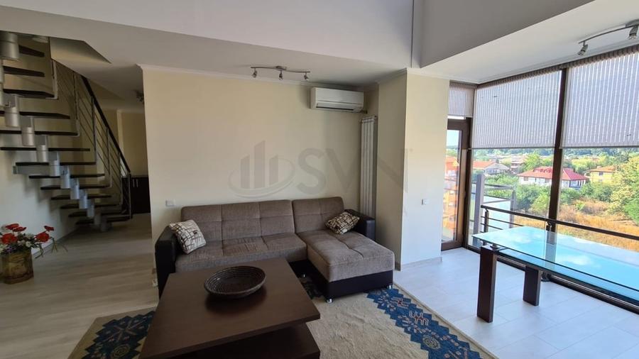Apartament cu 4 camere semidecomandat, mobilat în Pipera