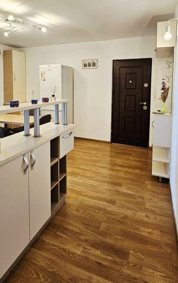 Apartament cu 2 camere decomandat în Zorilor