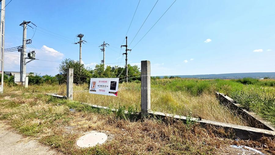 Teren Construcții intravilan de 7427 mp, în Argeșelu