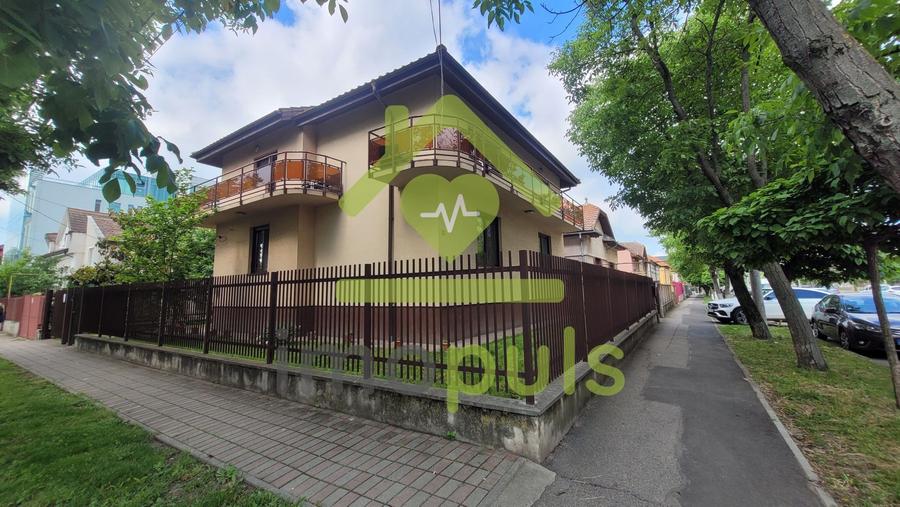 Casă individuală cu 5 camere cu Teren 366 Mp în Favorit