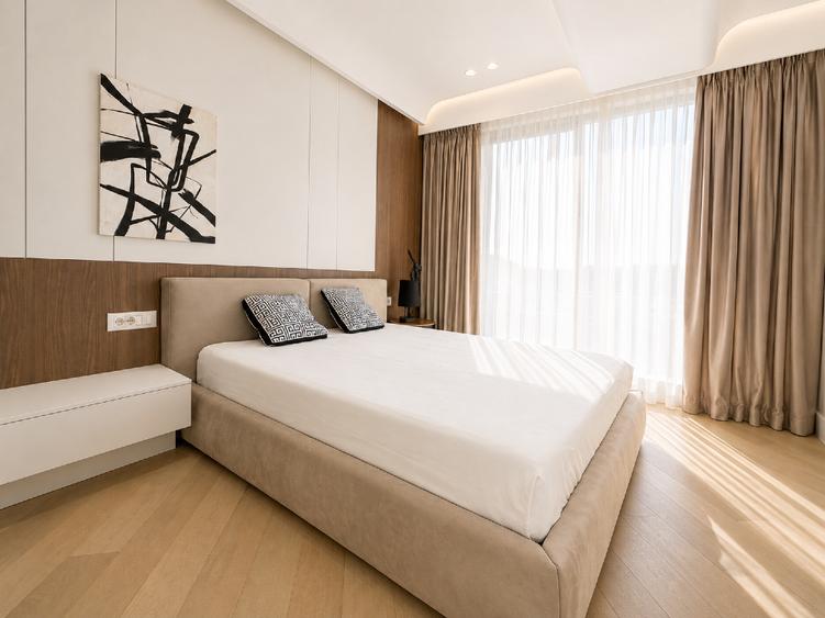 Apartament cu 3 camere decomandat, mobilat în Central