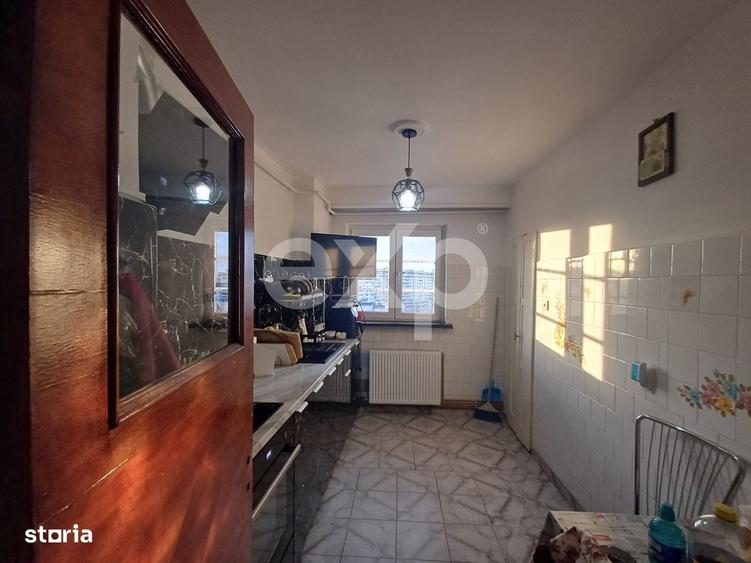 Apartament cu 4 camere decomandat în Ultracentral