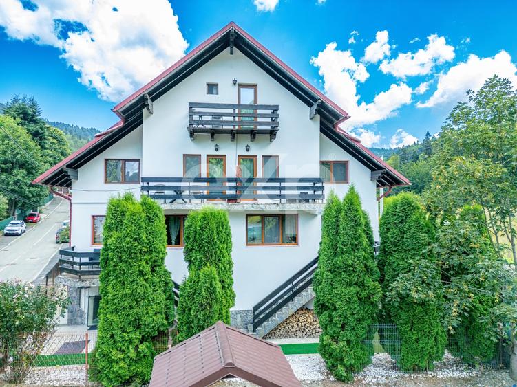 Casă individuală cu 7 camere cu Canalizare în Valea Azugii
