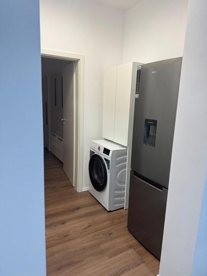 Apartament cu 2 camere semidecomandat în Giroc