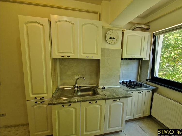 Apartament cu 2 camere decomandat în George Enescu