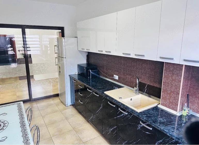 Apartament cu 3 camere decomandat în Dobroești