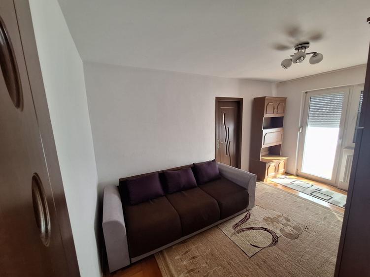 Apartament cu 2 camere nedecomandat în Aradul Nou