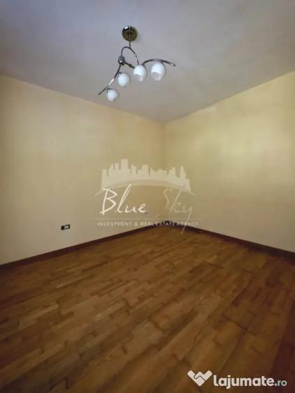 Apartament cu 3 camere semidecomandat în Central