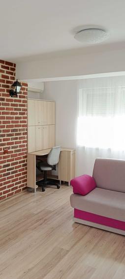 Apartament cu 2 camere nedecomandat în Central