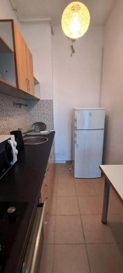 Garsonieră semidecomandată, mobilată în Transilvaniei