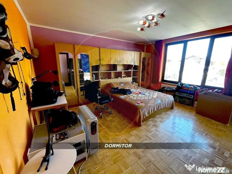 Casă cu 3 camere cu Teren 765 Mp în Central