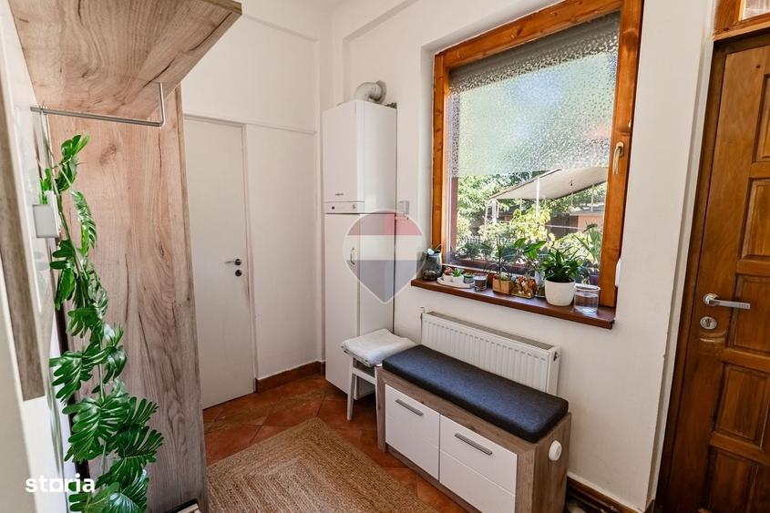Casă cu 3 camere în Sânmartin