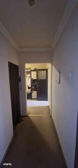 Apartament cu 2 camere decomandat în Titan