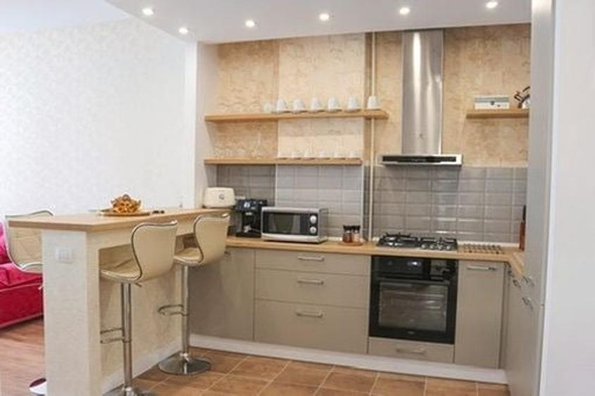 Apartament cu 2 camere, mobilat în Central