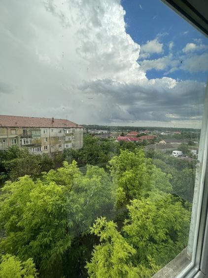 Apartament cu 3 camere semidecomandat în Mihail Kogălniceanu