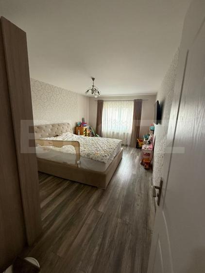 Apartament cu 3 camere decomandat, mobilat în Exterior Nord