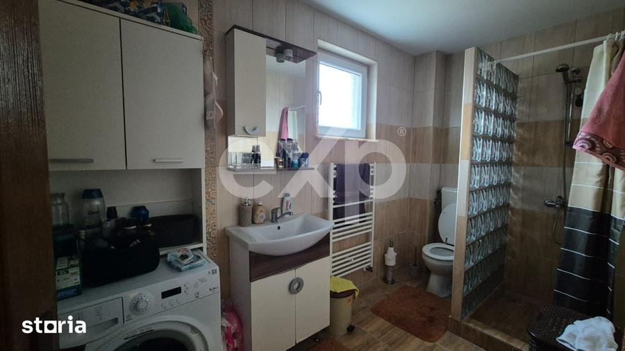 Casă cu 4 camere cu Teren 553 Mp în Moșoaia