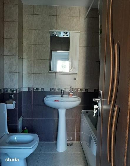 Apartament cu 2 camere decomandat în Holboca