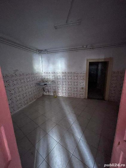 Casă cu 5 camere în Central