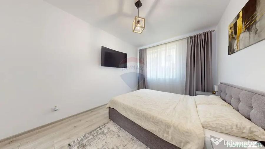Apartament cu 3 camere decomandat în Bartolomeu