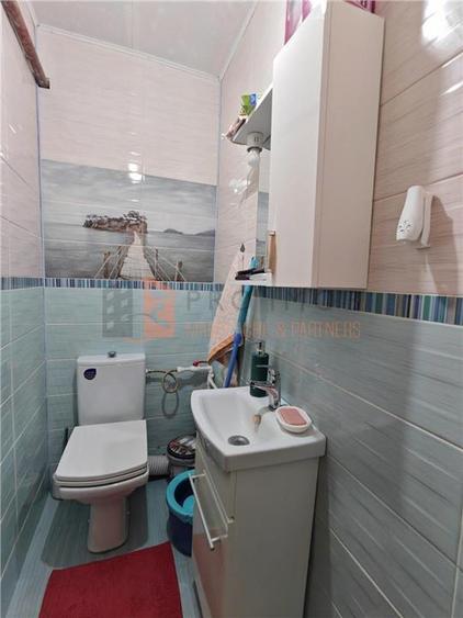 Apartament cu 3 camere decomandat, mobilat în 1 Decembrie