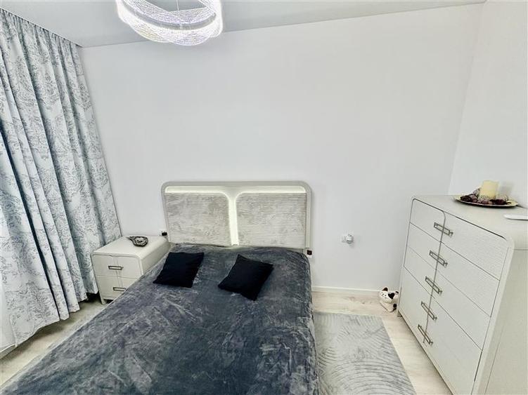 Apartament cu 2 camere decomandat, mobilat în Tomis Nord