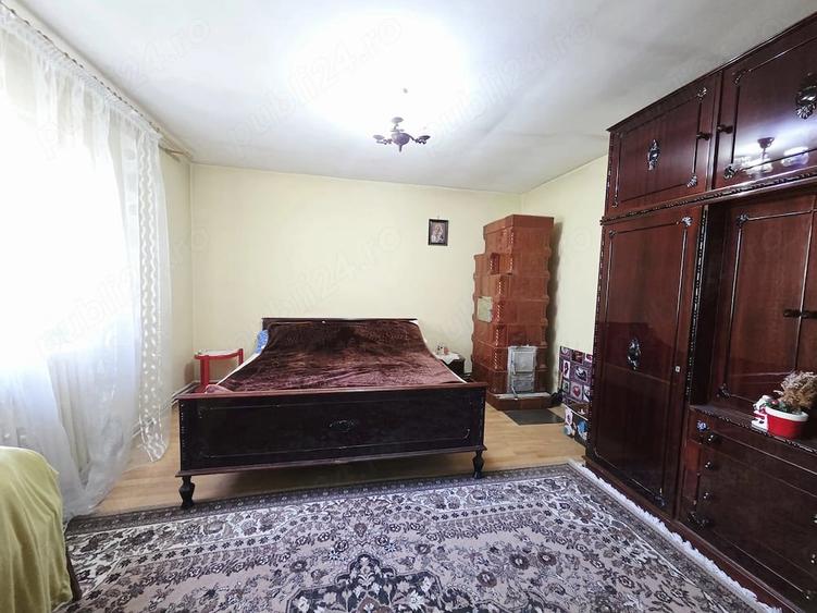 Casă cu Teren 443 Mp în Independența