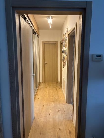 Apartament cu 3 camere decomandat, mobilat în Băneasa