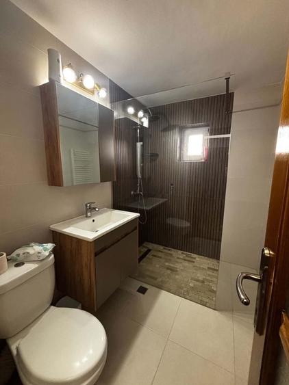 inchirez apartament zona piata mare - 8