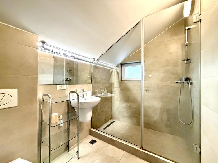 Apartament cu 2 camere decomandat, mobilat în Dumbrăvița