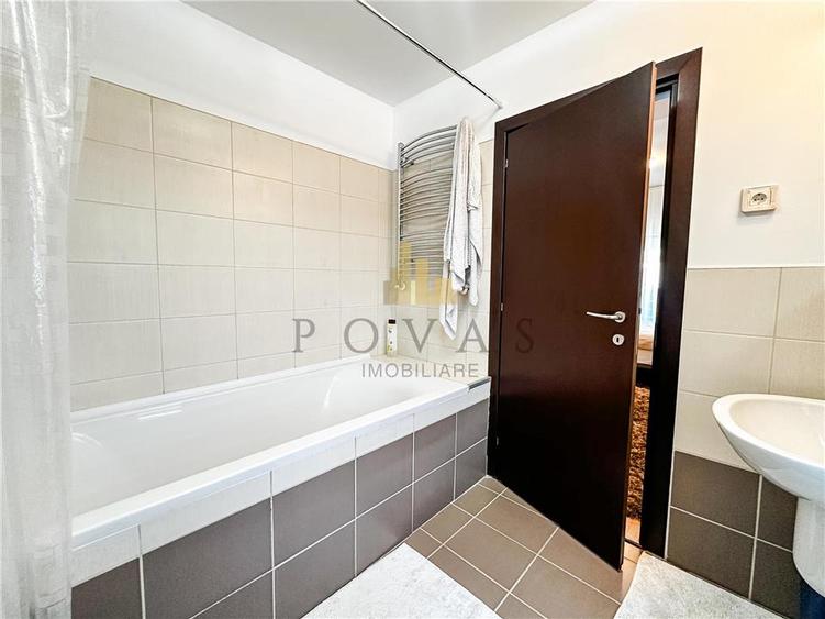 Apartament cu 3 camere decomandat, mobilat în Băneasa